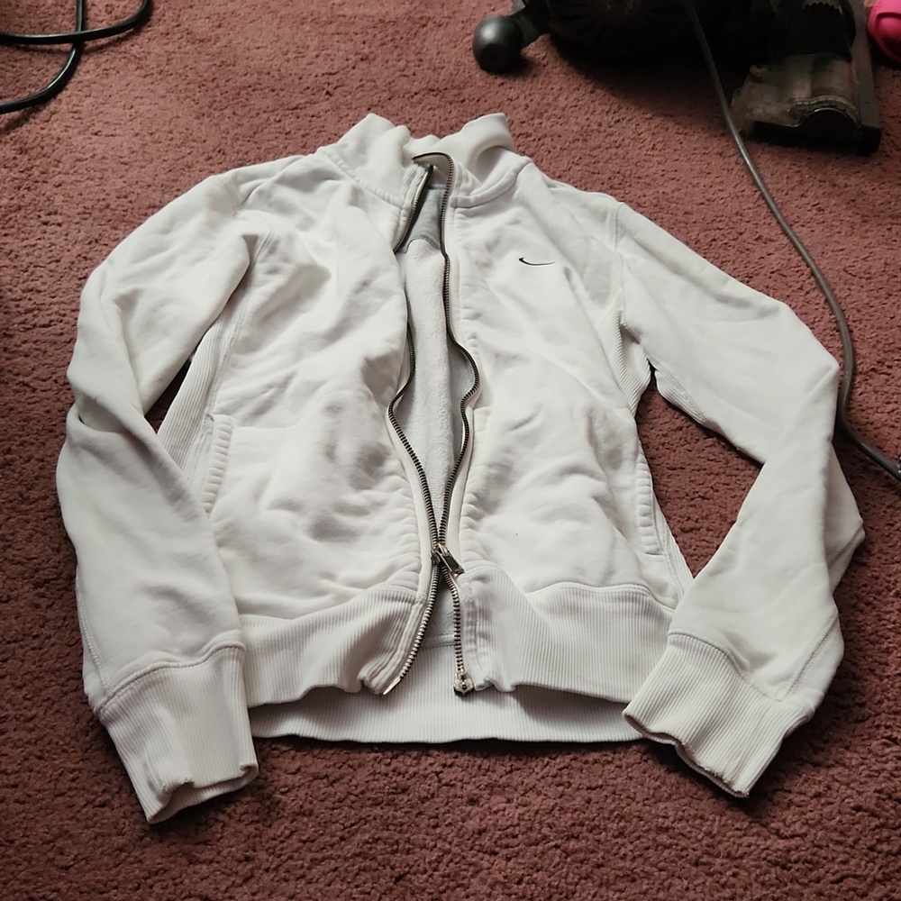 Nike sweat shirt size small